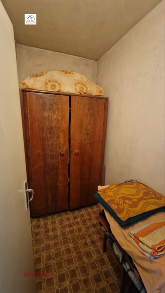 10 3-стаен,ж.к.Връбница