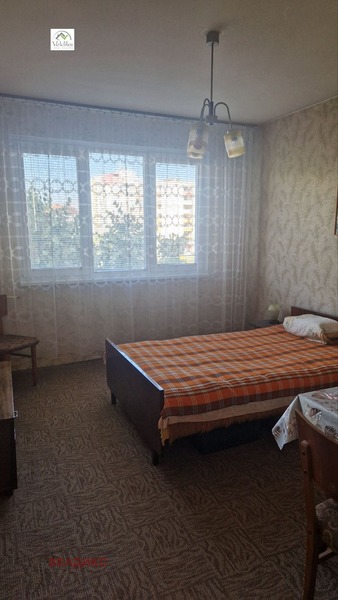 11 3-стаен,ж.к.Връбница